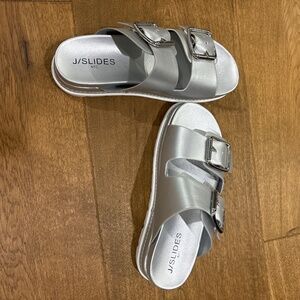 J/Slides platform sandals